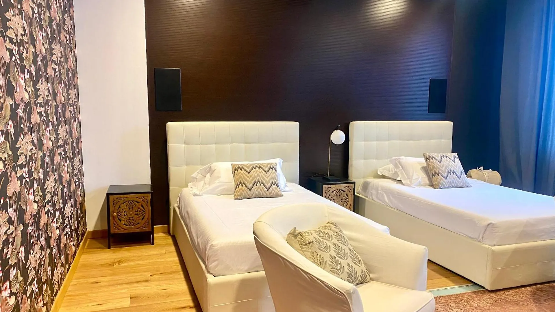 Intomilan I Design Apartment Galleria Del Corso Włochy